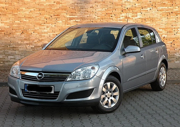 Opel Astra cena 15900 przebieg: 180300, rok produkcji 2009 z Raszków małe 497